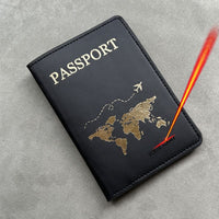 un protège passeport personnalisable atlas de couleur noir