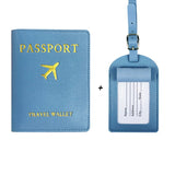 image de protège passeport avec étiquette de valise de couleur bleu ciel