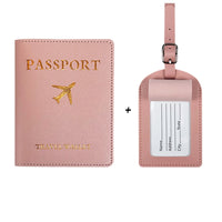 image de protège passeport avec étiquette de valise de couleur rose